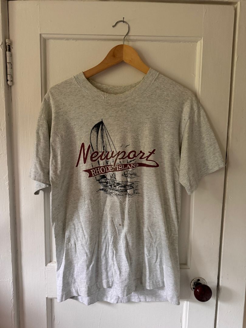 Gray Fruit of the Loom Newport RI single stitch t-shirt, Large