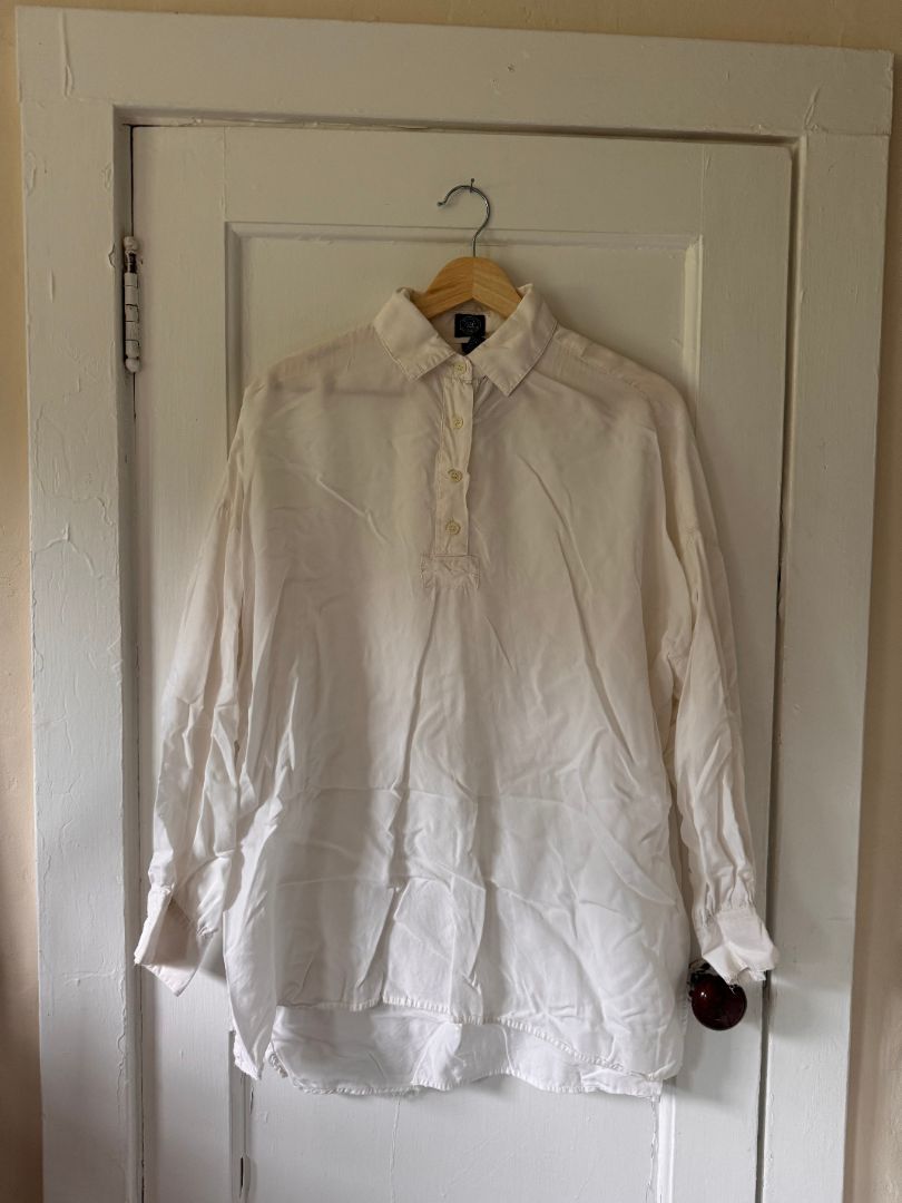White Gap Gap White 3/4 buttonup, Medium
