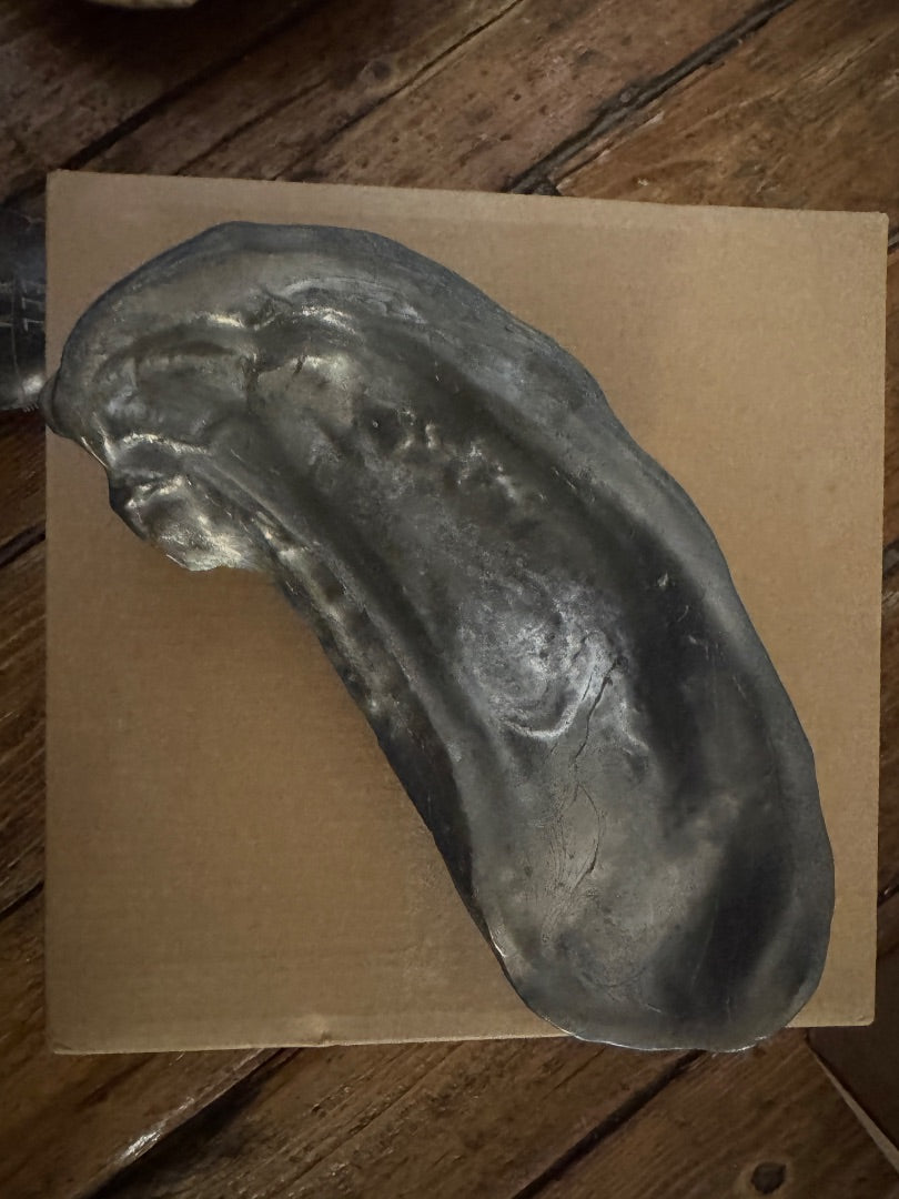 Pewter Oyster
