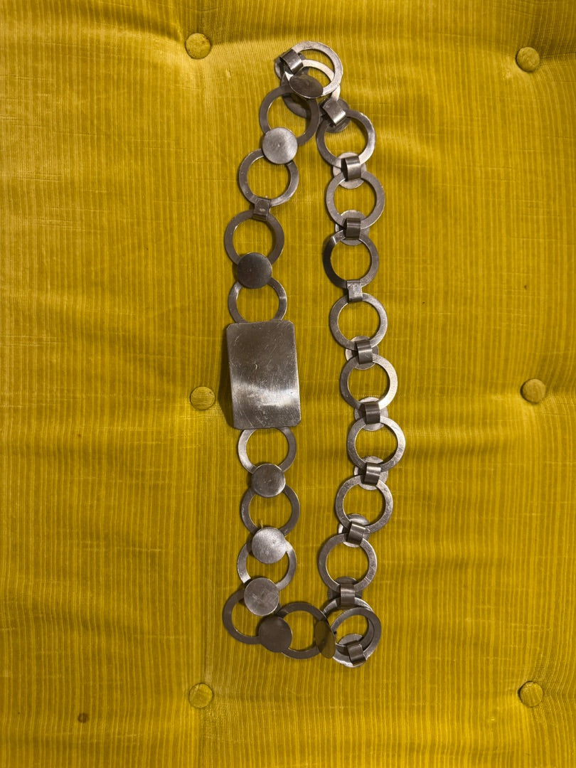 Silver link belt