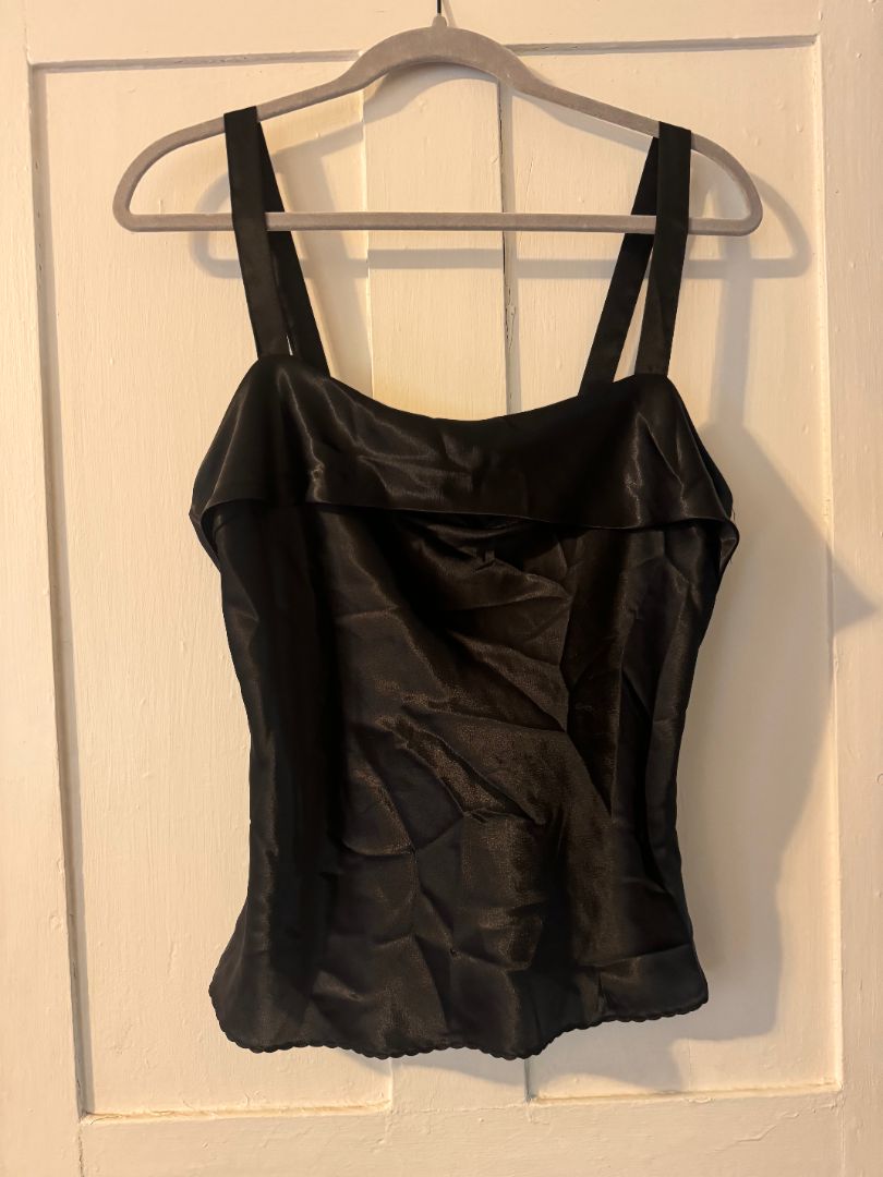 Escapades black polyester tank, Large