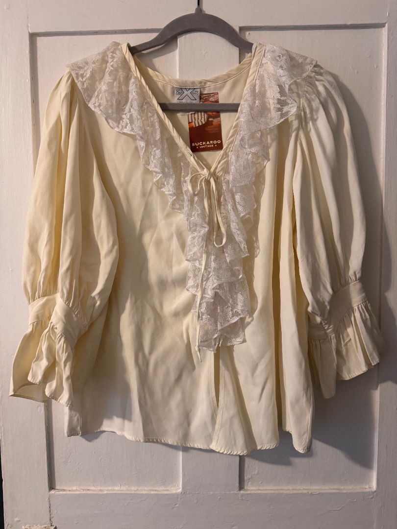 2XS cream lace-up lace trim blouse