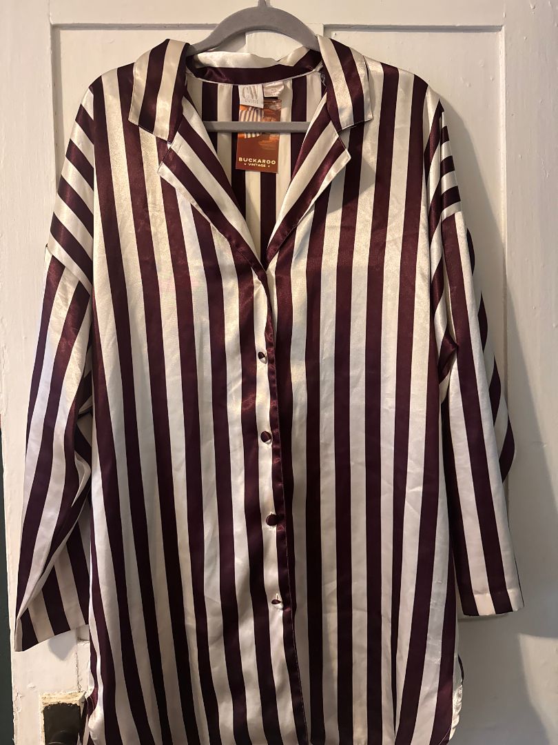 CW brown/white stripped buttondown, M/L