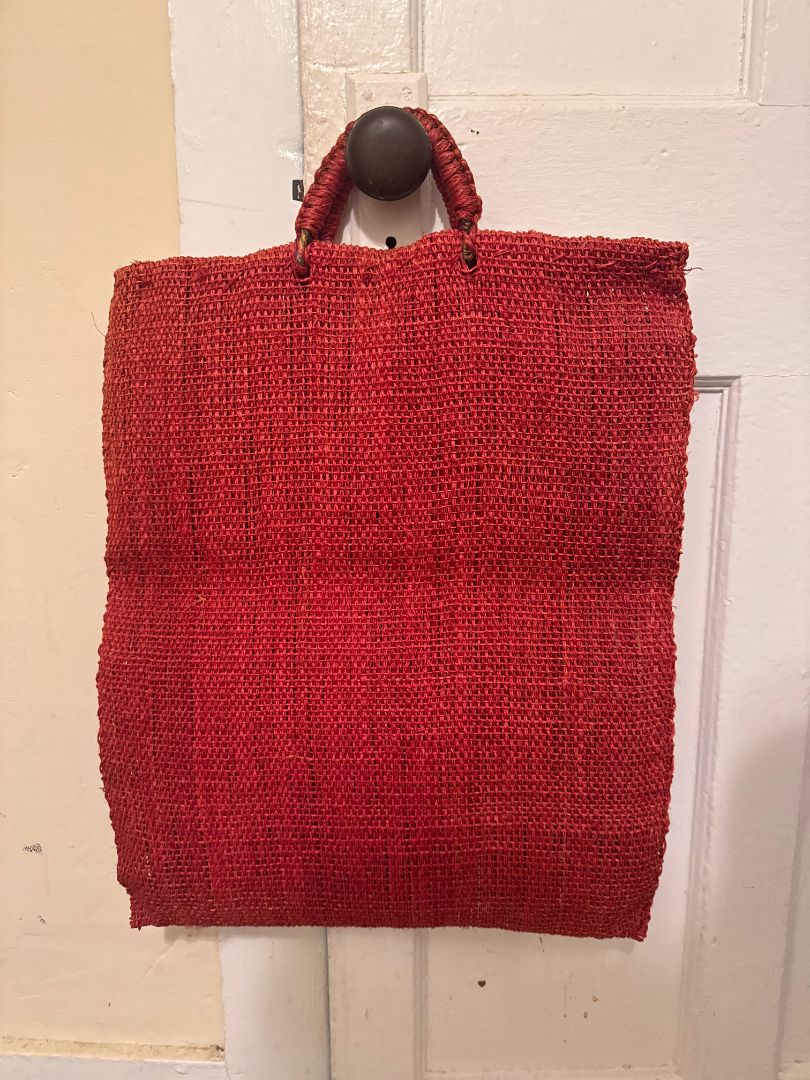 Woven pink beach bag