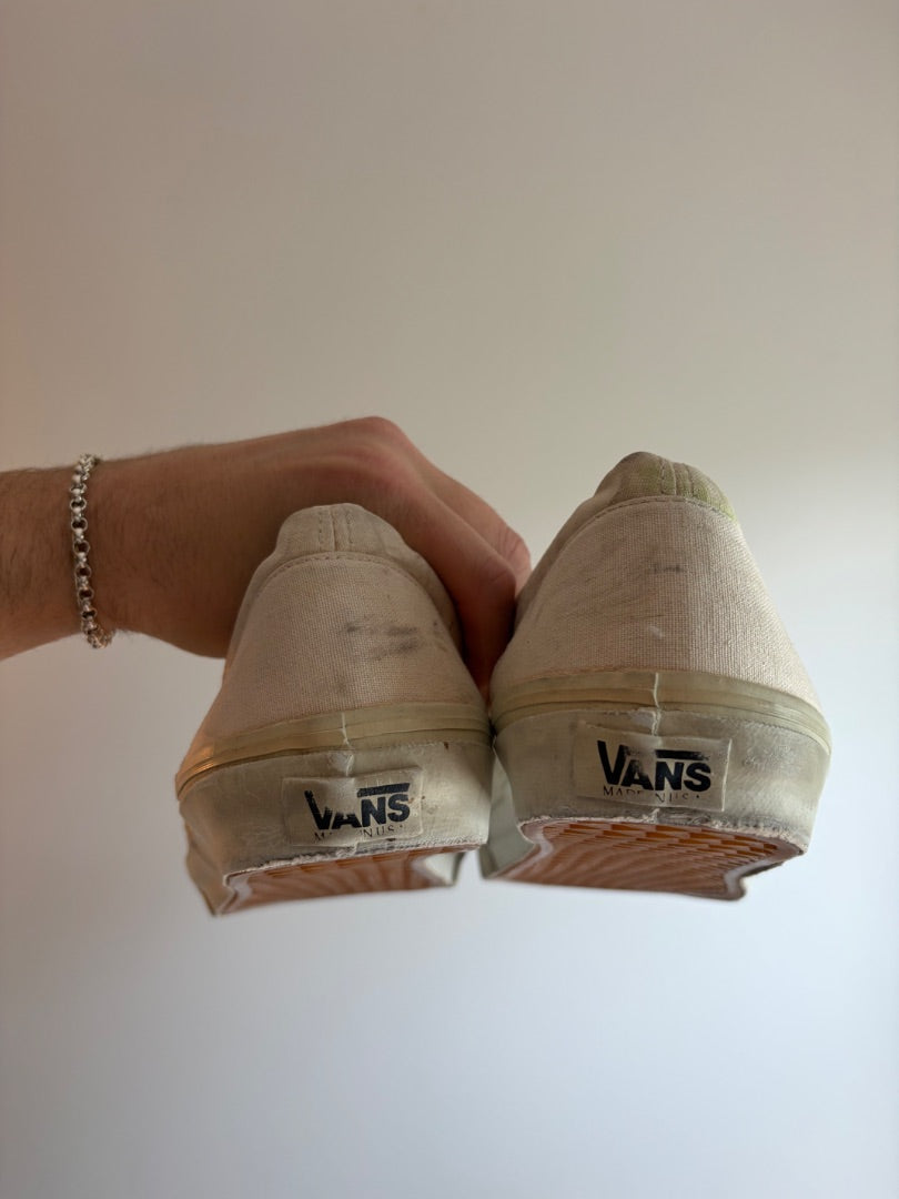 White Vans clothing: vintage, 11