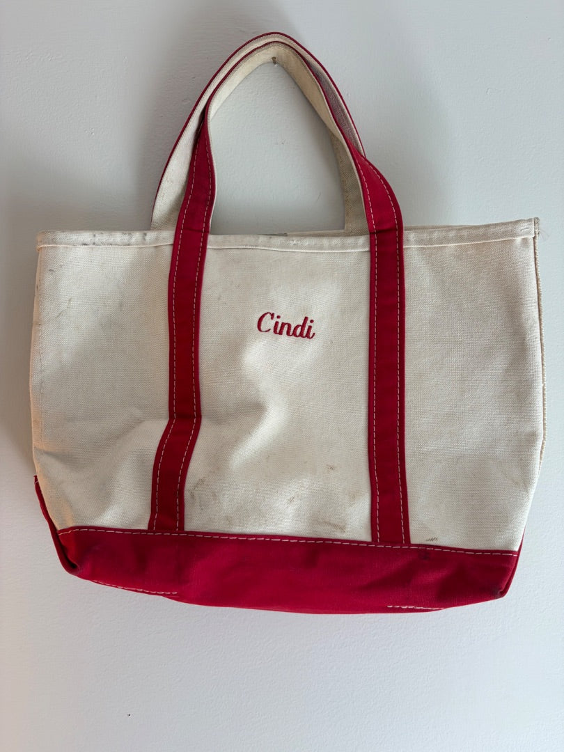 White LL Bean clothing: vintage, OSFA