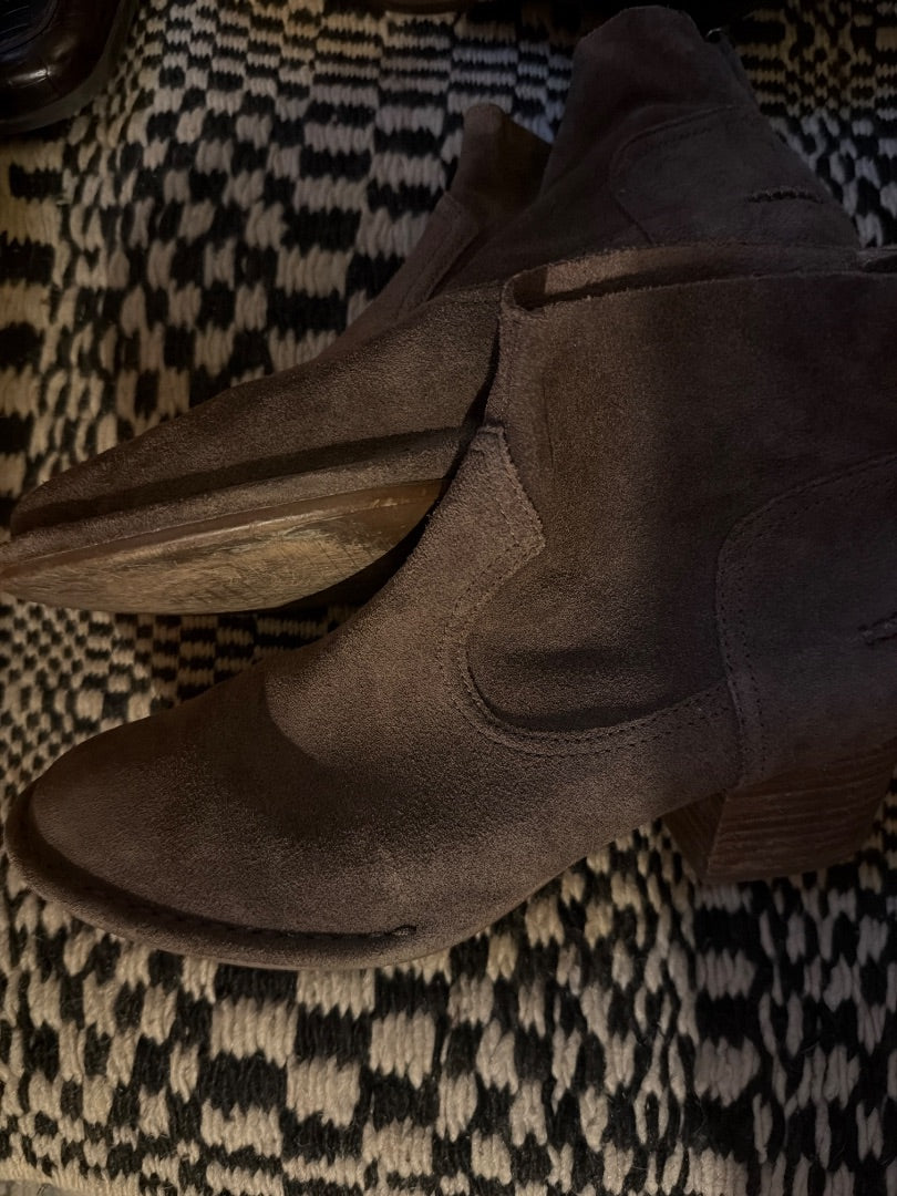UGG suede bootie