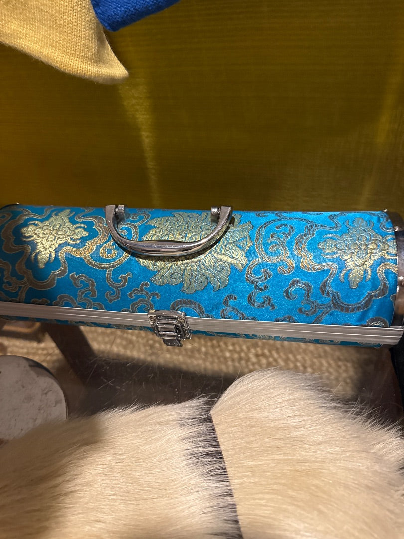 Wine carrier blue Asian textile