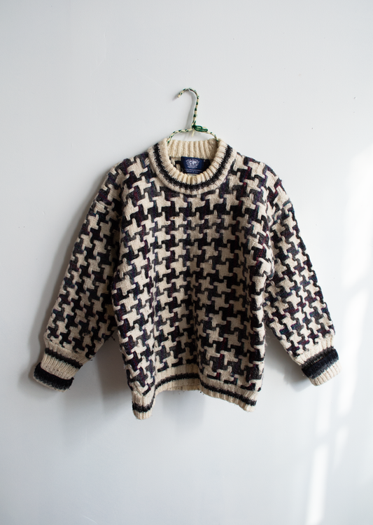 Houndstooth Sweater, L