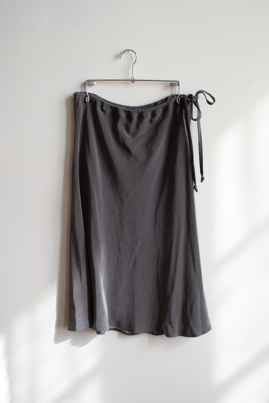 Gray Skirt, 2