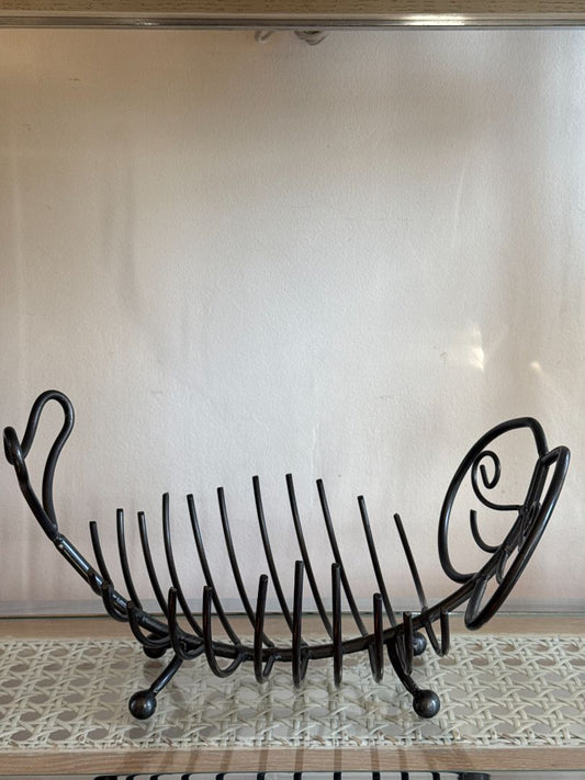 Black  Metal Fish Skeleton Fruit Basket