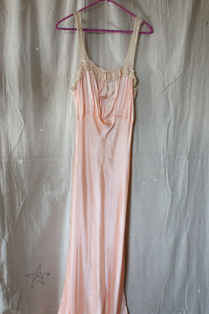 1940's Pink Slip (XS-S)