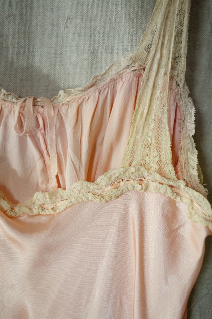 1940's Pink Slip (XS-S)
