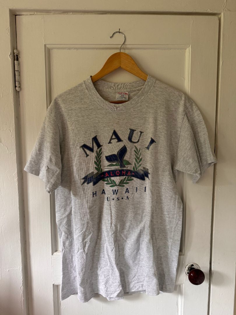 Gray Sof Tee Maui Hawaii single stitch grat t-shirt, Large