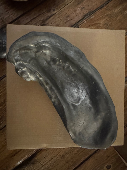 Pewter Oyster