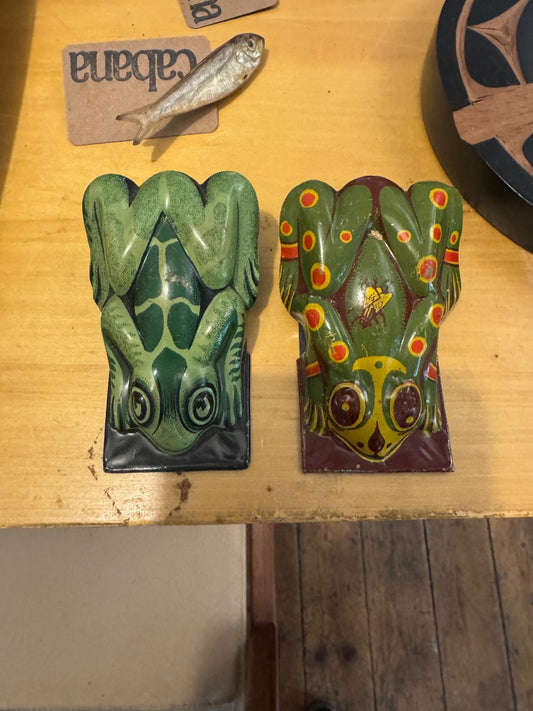 Vtg frog clicker toy