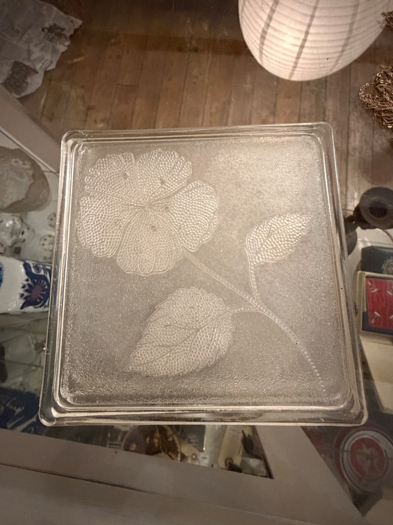 Etched glass trivet
