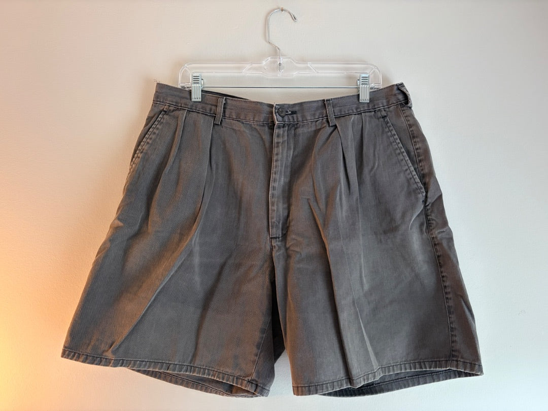 Grey Polo Ralph Lauren clothing: vintage, 35”x7”