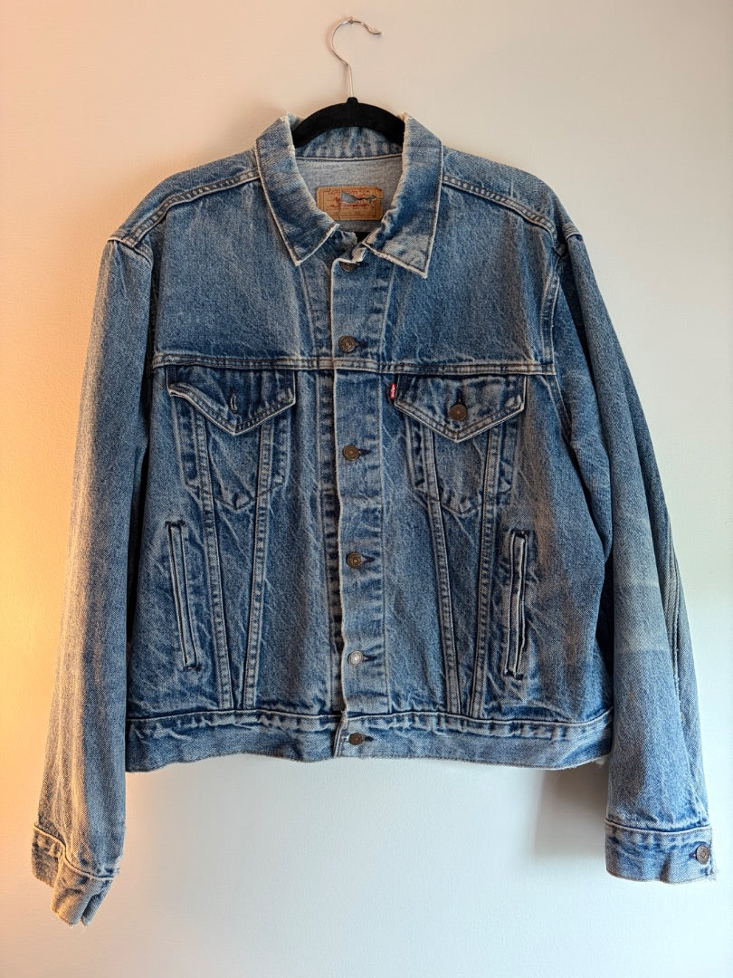 Denim Levi’s clothing: vintage, L-XL