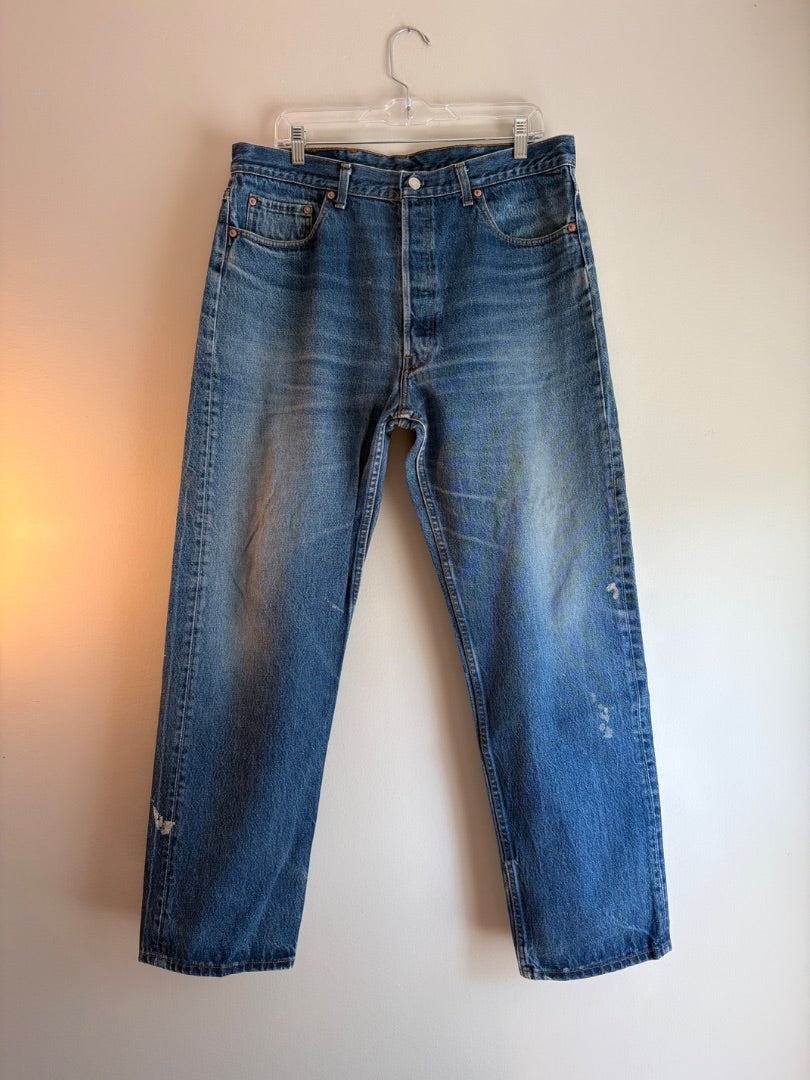 Denim Levi’s clothing: vintage, 36”