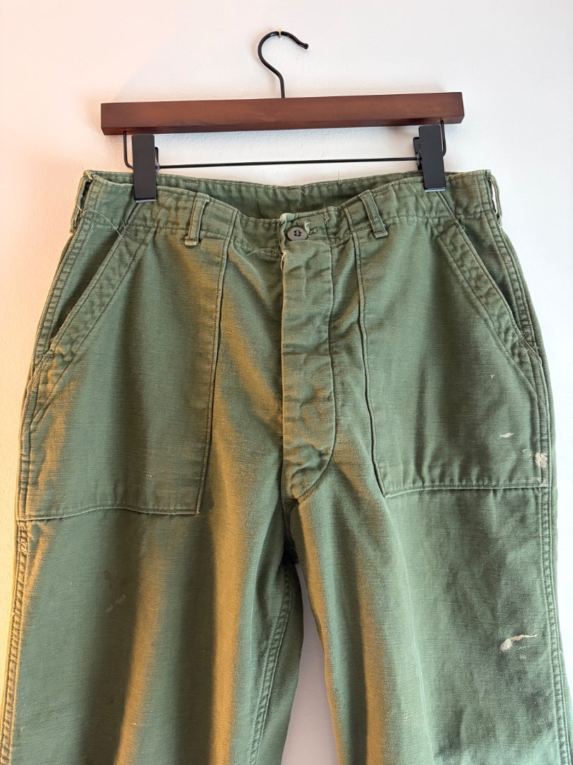 Green Army Surplus clothing: vintage, 32
