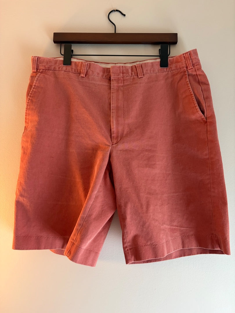 Red Nobby Clothes Shop clothing: vintage, 38”x10