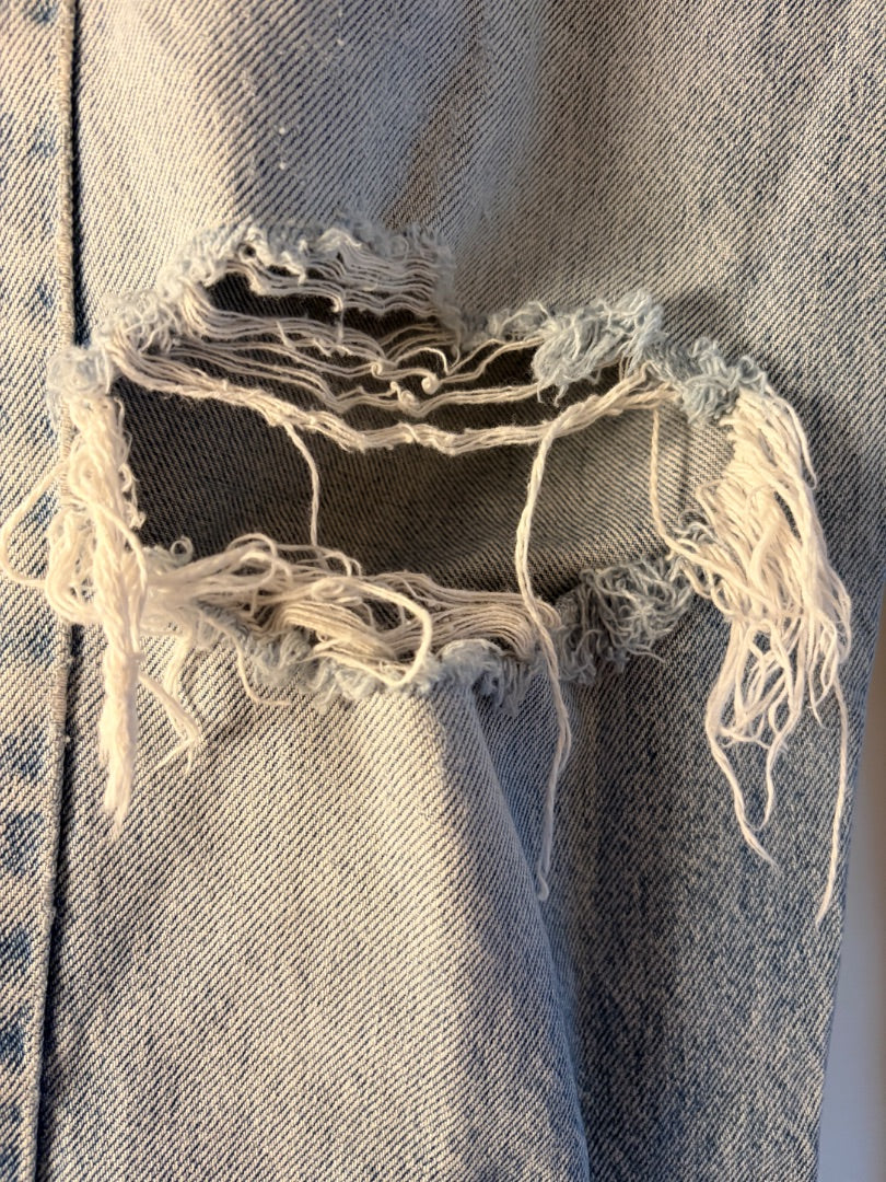 Denim Levi’s clothing: vintage, 34”