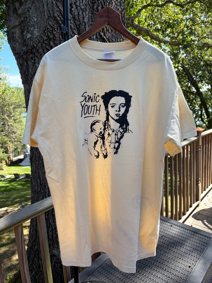 Yellow Anvil clothing: vintage, L