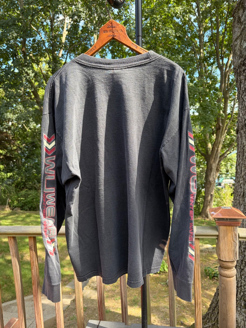 Black Wu Wear clothing: vintage, XL