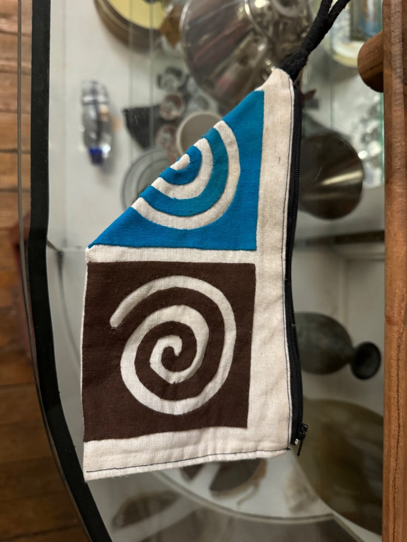 Swirl accessory bag