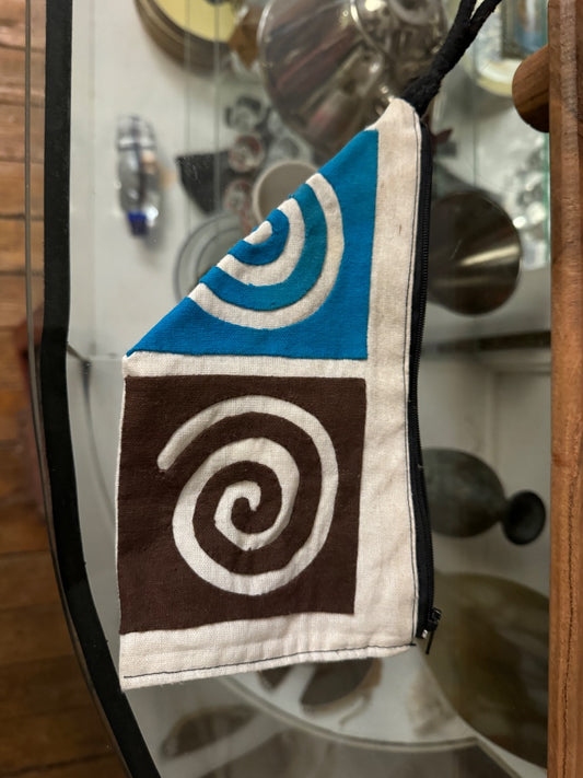 Swirl accessory bag