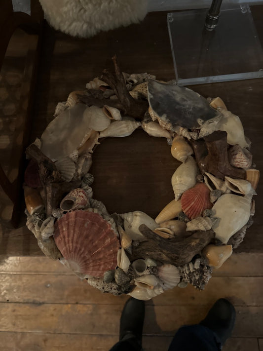 Vintage shell frame