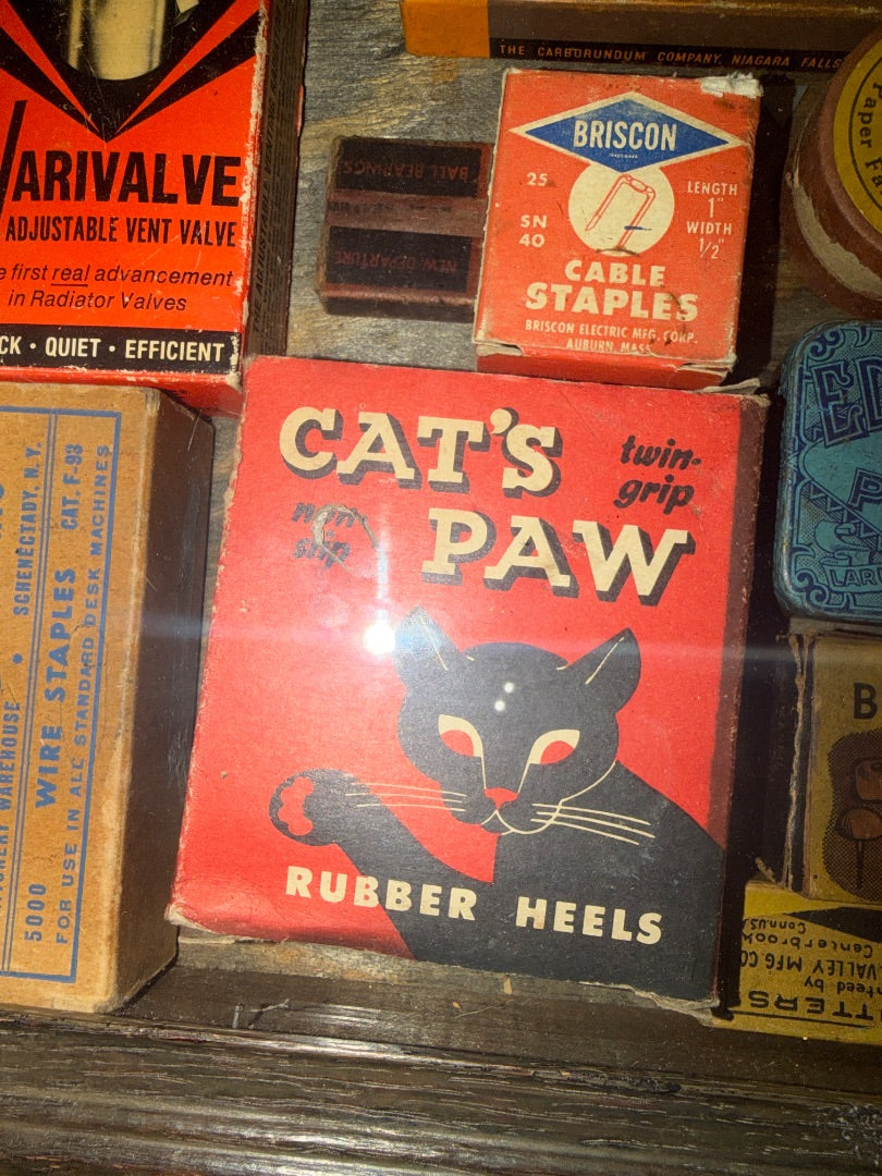Cats paw box