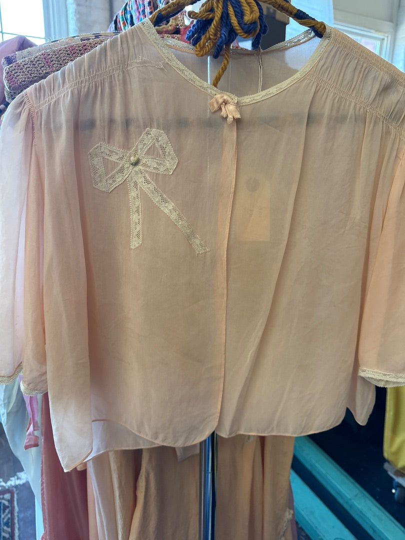 Pink  1930s bed jacket