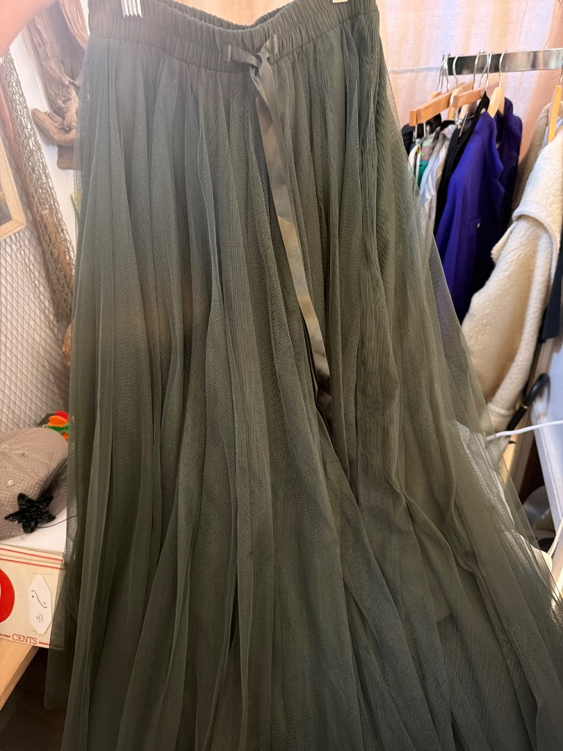 Evergreen ballerina skirt