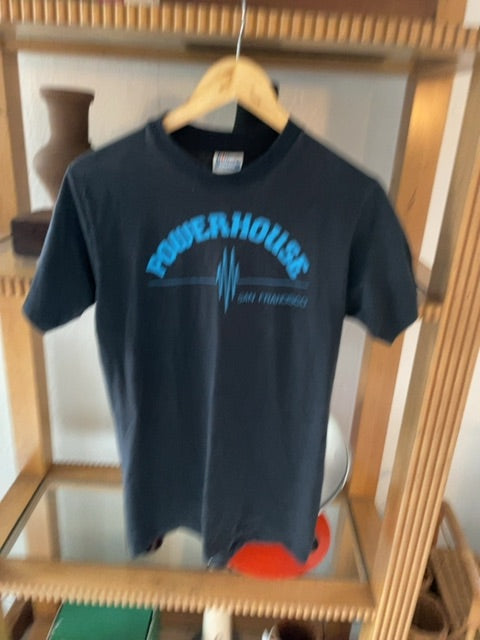 Going Nowhere Man clothing: vintage, Small