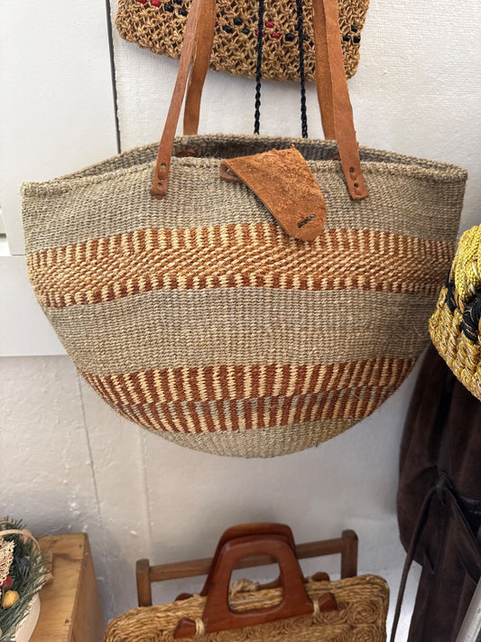 Woven basket bag