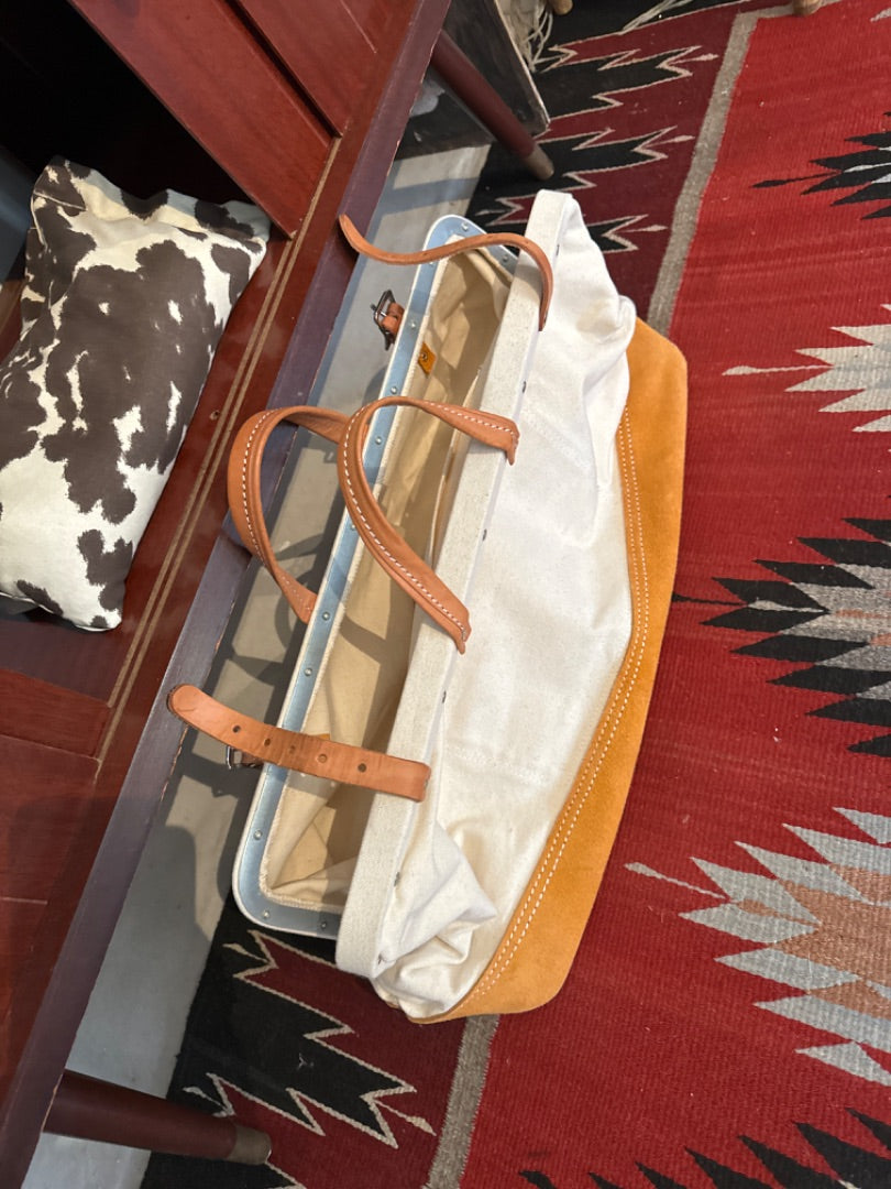 Canvas tote