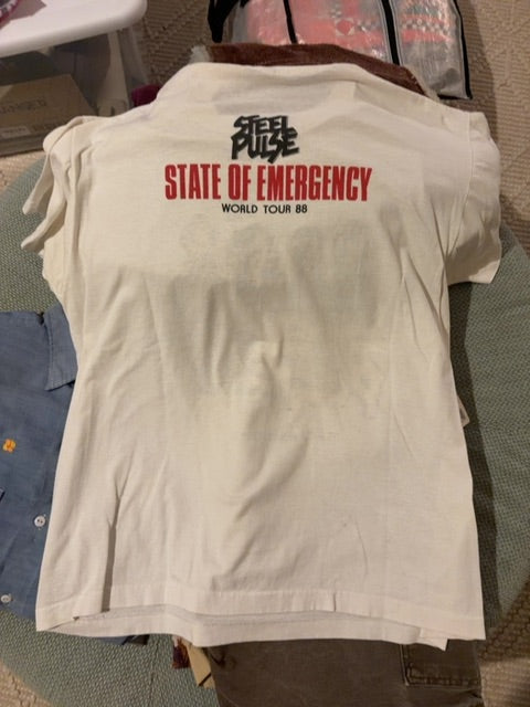 White Screen Stars Best clothing: vintage, XL