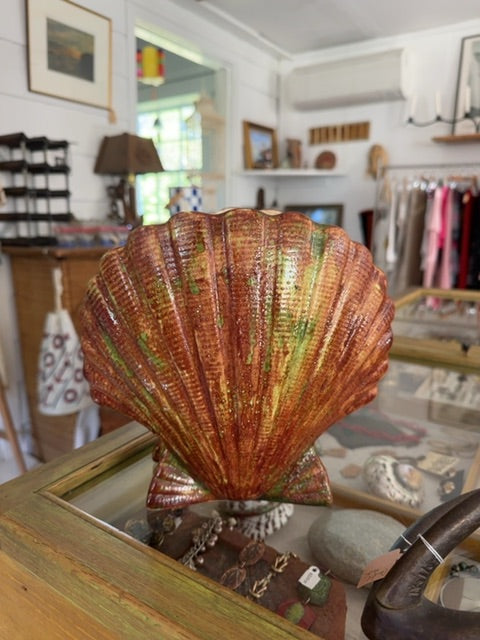Shell ceramic vase