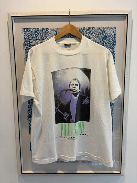 White Screen Stars Best clothing: vintage, L