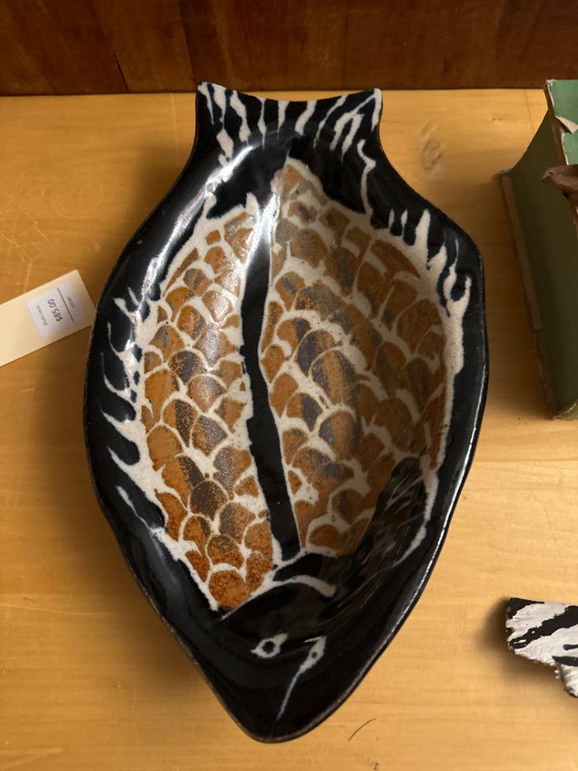 Fish studio pottery
