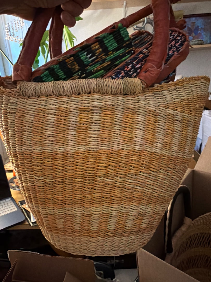 Gold  Woven diamond shape basket