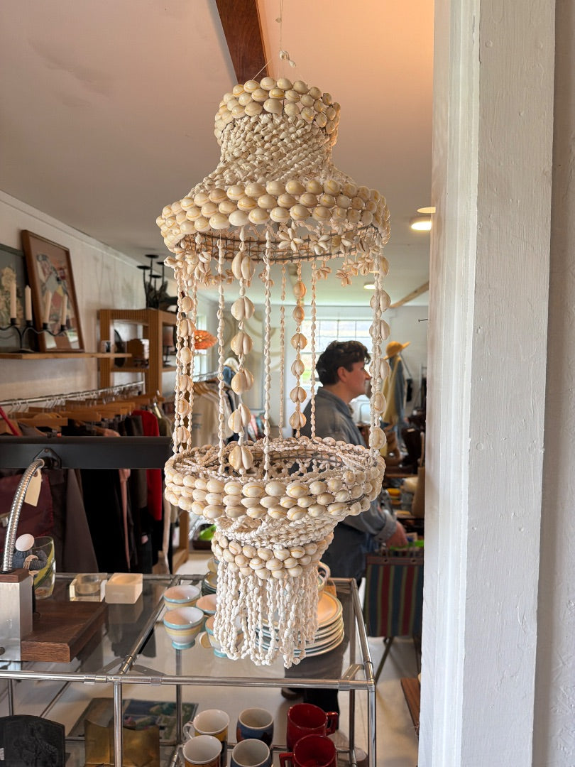 Vtg shell hanger