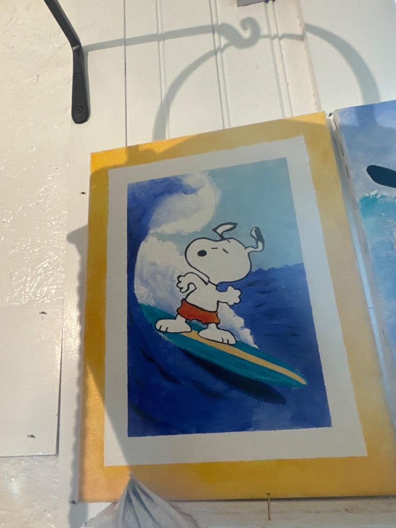 Surfing snoopy yellow trim