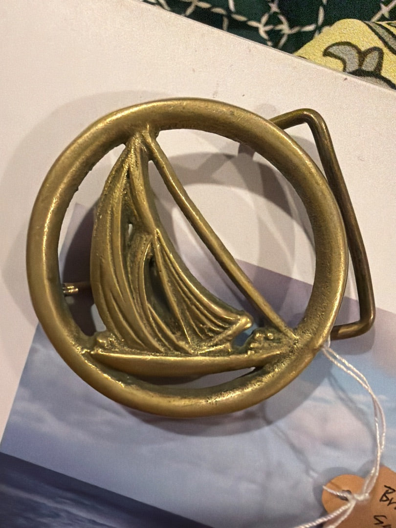 Brass sailboat buckle