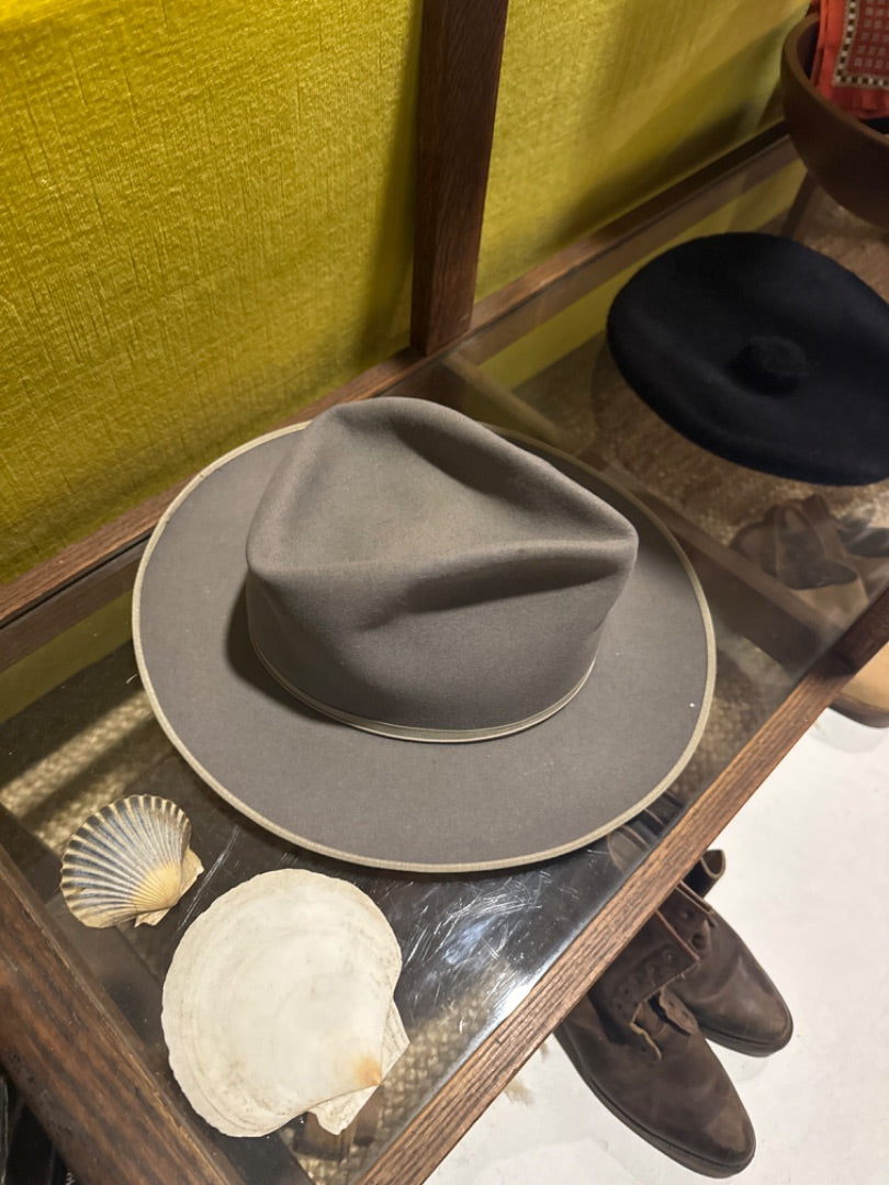 Felt hat