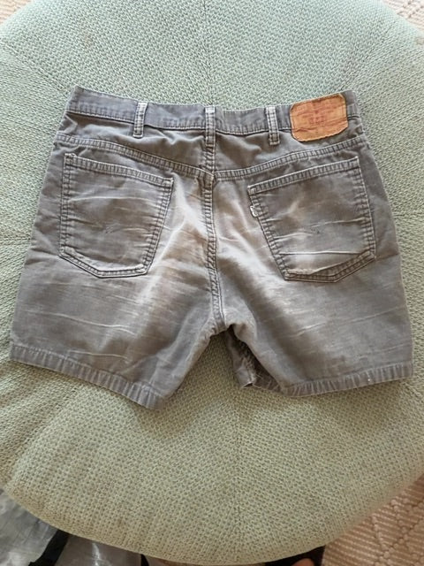 Grey Levi’s clothing: vintage, 36
