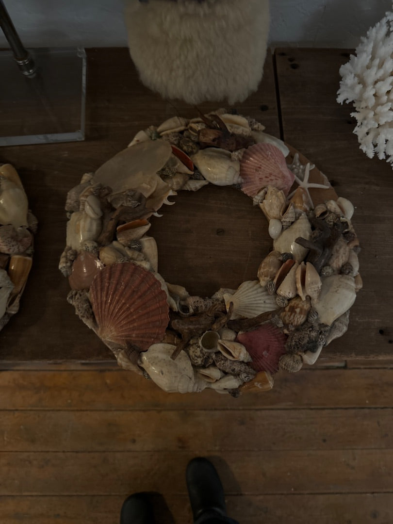 Vintage shell frame