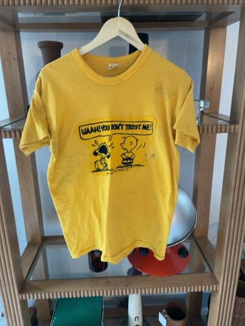Going Nowhere Man clothing: vintage, Large